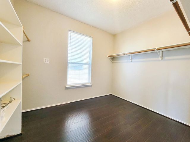 1508 Natural Bridge LN, Pflugerville, TX 78660