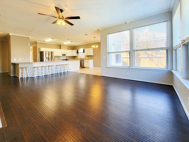 1508 Natural Bridge LN, Pflugerville, TX 78660