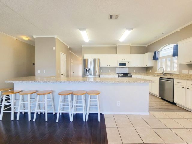 1508 Natural Bridge LN, Pflugerville, TX 78660