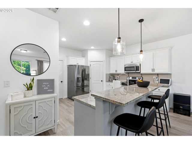 13002 Ne 28TH Way, Vancouver, WA 98684