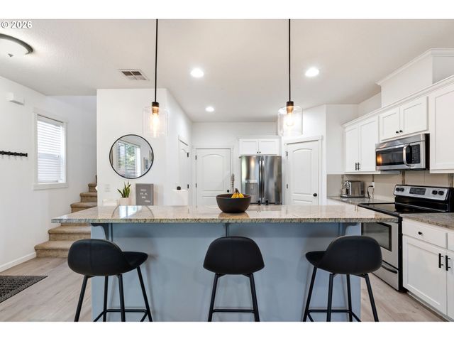 13002 Ne 28TH Way, Vancouver, WA 98684