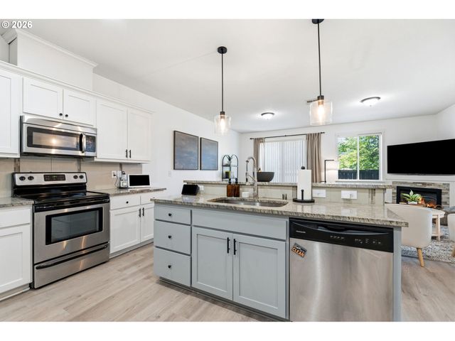 13002 Ne 28TH Way, Vancouver, WA 98684