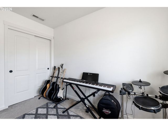 13002 Ne 28TH Way, Vancouver, WA 98684
