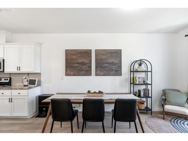 13002 Ne 28TH Way, Vancouver, WA 98684