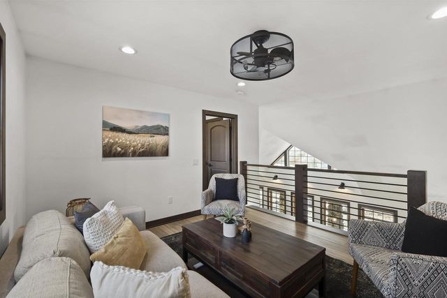 946 Canal Road, Marshall, WI 53559