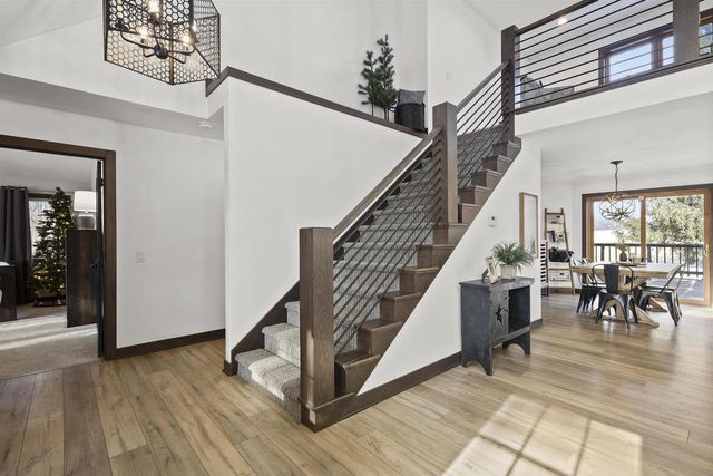 946 Canal Road, Marshall, WI 53559