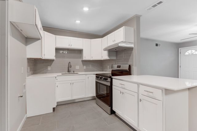 1784 SEA ISLE RD, Memphis, TN 38117