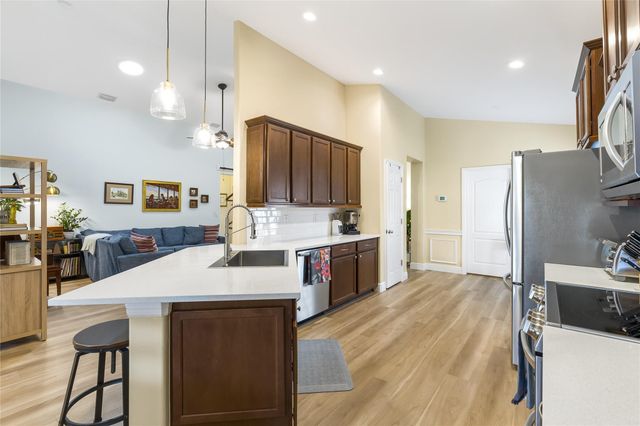 8143 Westfield Circle, Vero Beach, FL 32966