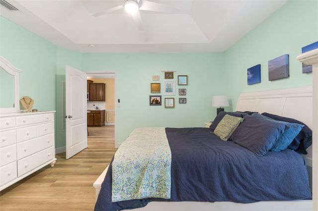 8143 Westfield Circle, Vero Beach, FL 32966