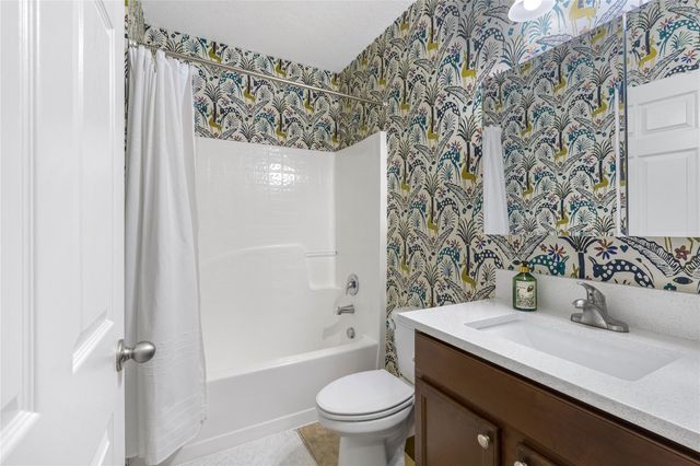 8143 Westfield Circle, Vero Beach, FL 32966