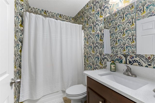 8143 Westfield Circle, Vero Beach, FL 32966