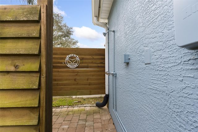 8143 Westfield Circle, Vero Beach, FL 32966