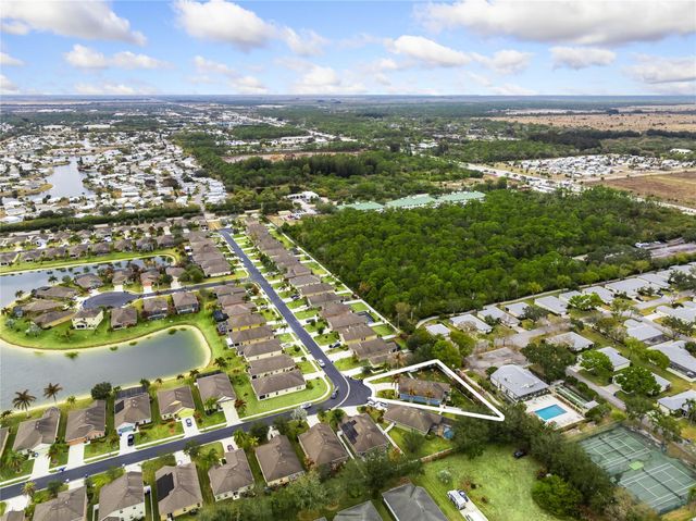 8143 Westfield Circle, Vero Beach, FL 32966