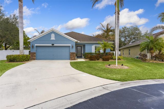 8143 Westfield Circle, Vero Beach, FL 32966