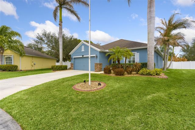 8143 Westfield Circle, Vero Beach, FL 32966