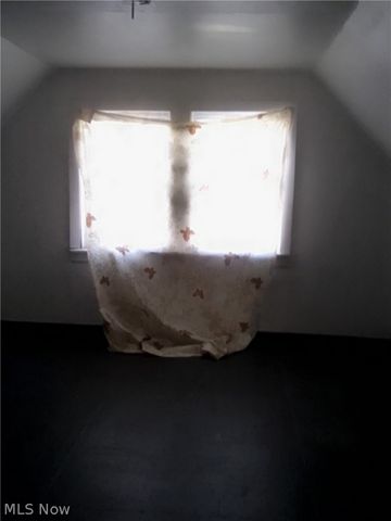 1238 E 145th Street, East Cleveland, OH 44112