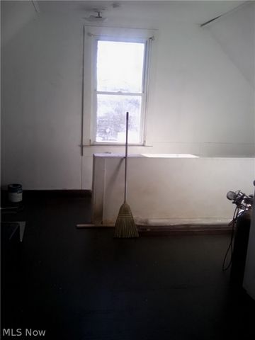 1238 E 145th Street, East Cleveland, OH 44112