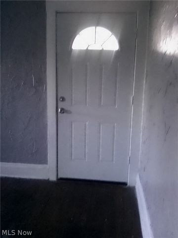 1238 E 145th Street, East Cleveland, OH 44112