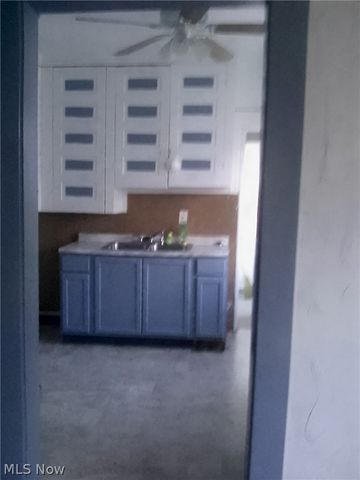 1238 E 145th Street, East Cleveland, OH 44112