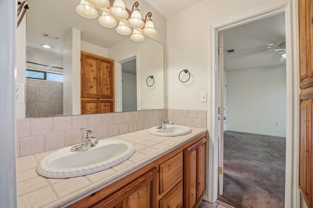 4259 S Lakeview Drive, Gordon, TX 76453