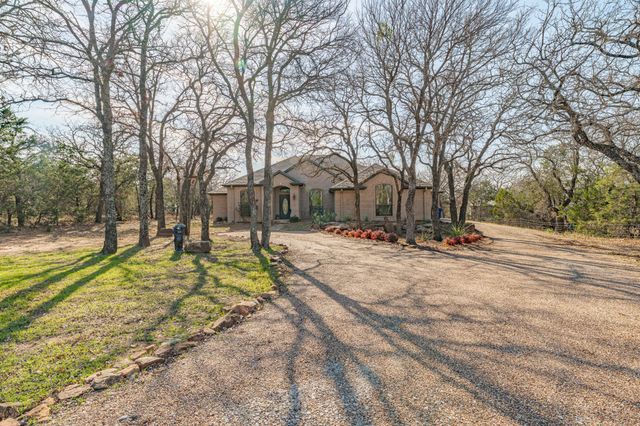 4259 S Lakeview Drive, Gordon, TX 76453