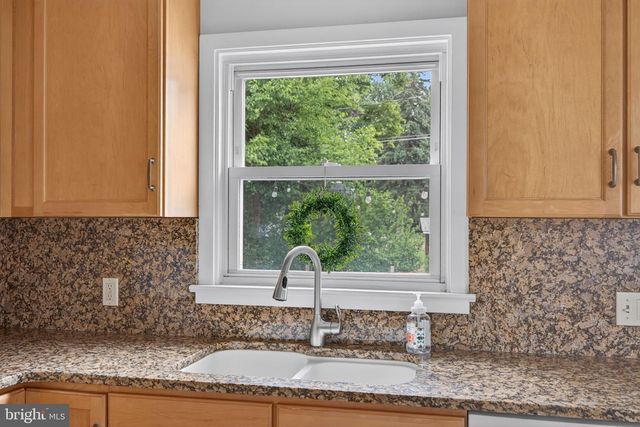 1802 SNYDER ST, Bethlehem, PA 18017