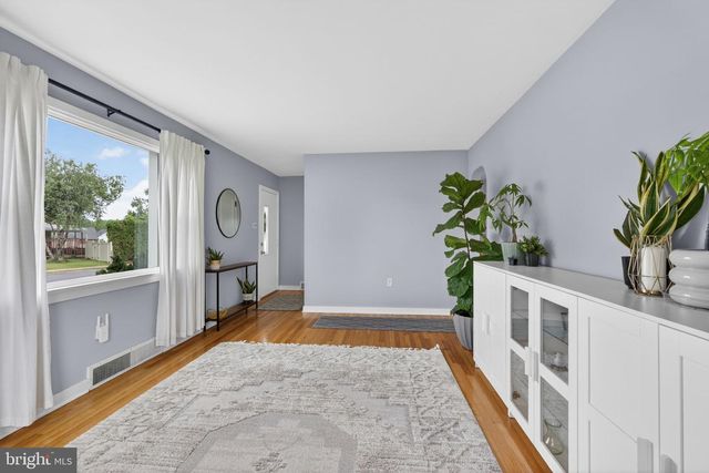 1802 SNYDER ST, Bethlehem, PA 18017