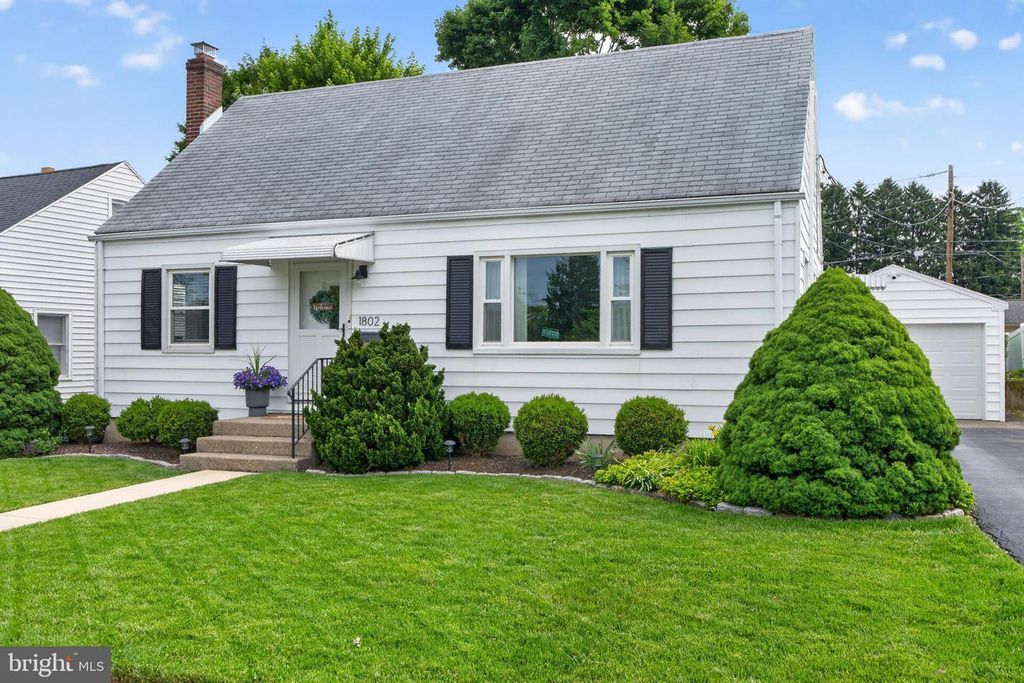 1802 SNYDER ST, Bethlehem, PA 18017