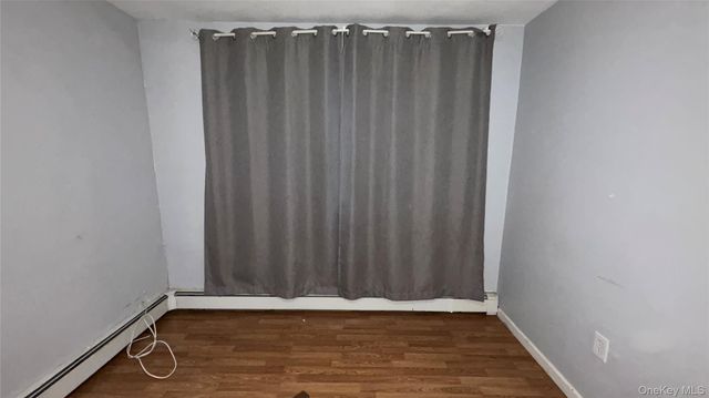 1644 N Gardiner Drive, Bay Shore, NY 11706