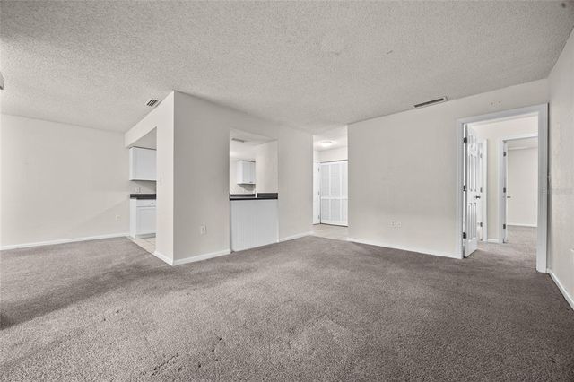 1810 NW 23RD BOULEVARD 203, Gainesville, FL 32605