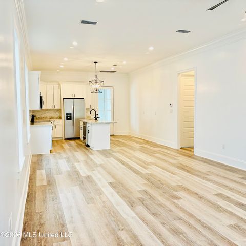 13146 Carrolton Street, Biloxi, MS 39532