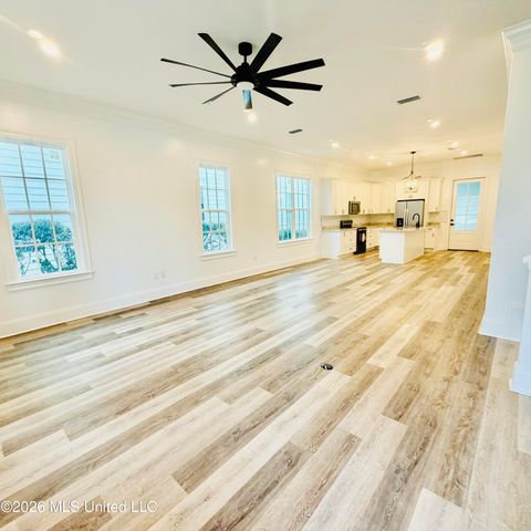 13146 Carrolton Street, Biloxi, MS 39532