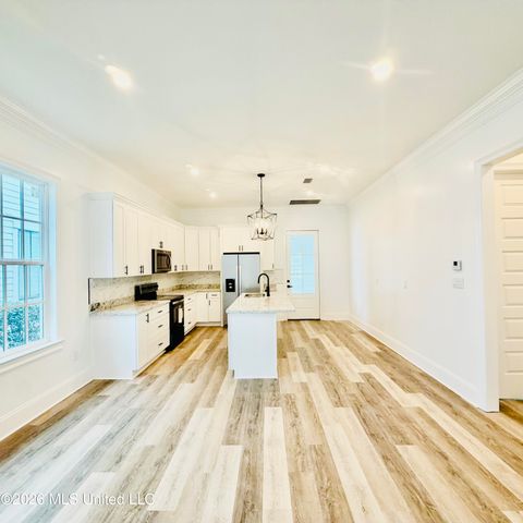 13146 Carrolton Street, Biloxi, MS 39532