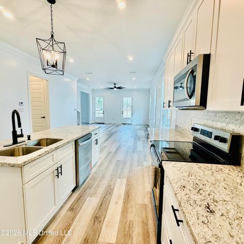 13146 Carrolton Street, Biloxi, MS 39532