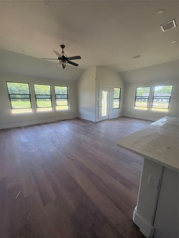 1033 Salvation Drive, Weatherford, TX 76088