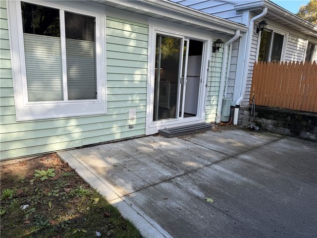 209 Greenway Boulevard, Riga, NY 14428