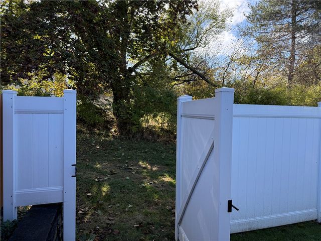 209 Greenway Boulevard, Riga, NY 14428