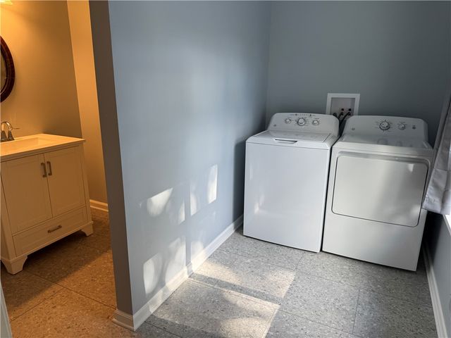 209 Greenway Boulevard, Riga, NY 14428