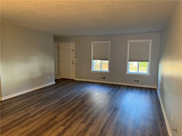 209 Greenway Boulevard, Riga, NY 14428