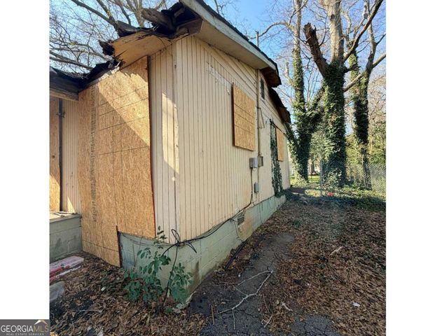 12 Hal Street, Newnan, GA 30263