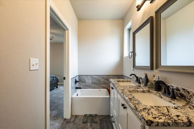 713 Meadow Lane, Cache, OK 73527