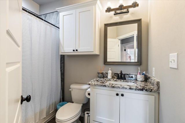 713 Meadow Lane, Cache, OK 73527