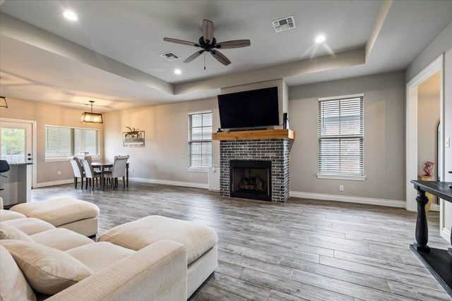 713 Meadow Lane, Cache, OK 73527