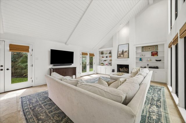 10215 Piping Rock Lane, Houston, TX 77042