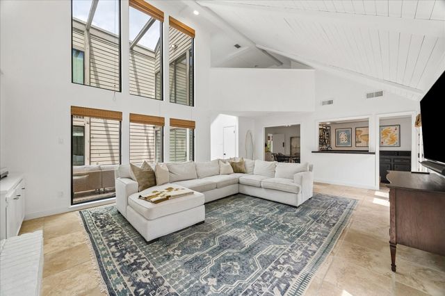 10215 Piping Rock Lane, Houston, TX 77042