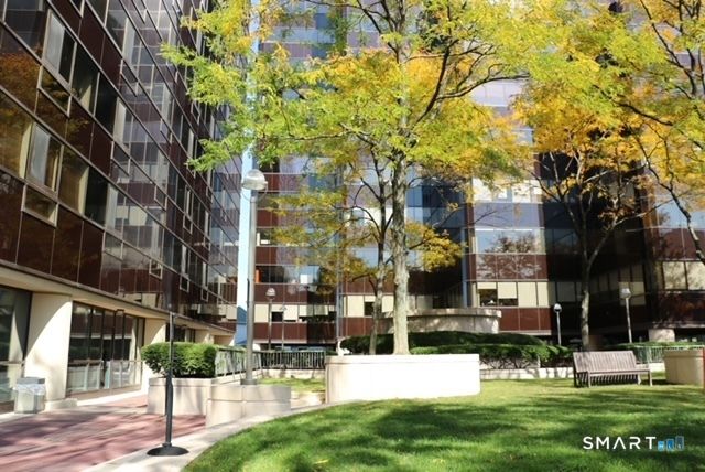 127 Greyrock Place 612, Stamford, CT 06901