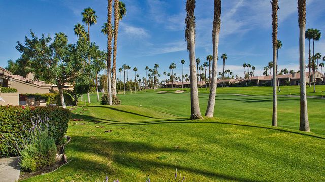 76205 Impatiens Circle, Palm Desert, CA 92211