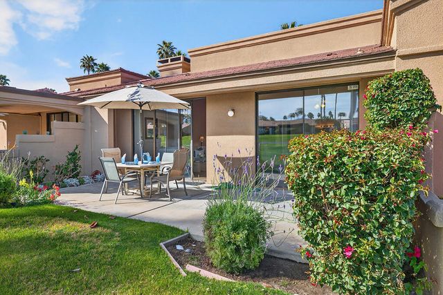 76205 Impatiens Circle, Palm Desert, CA 92211