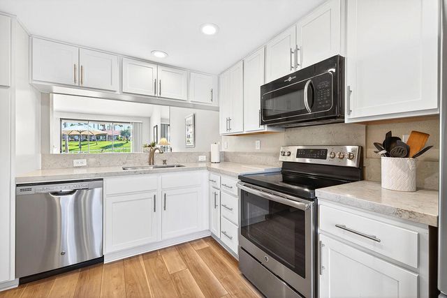 76205 Impatiens Circle, Palm Desert, CA 92211