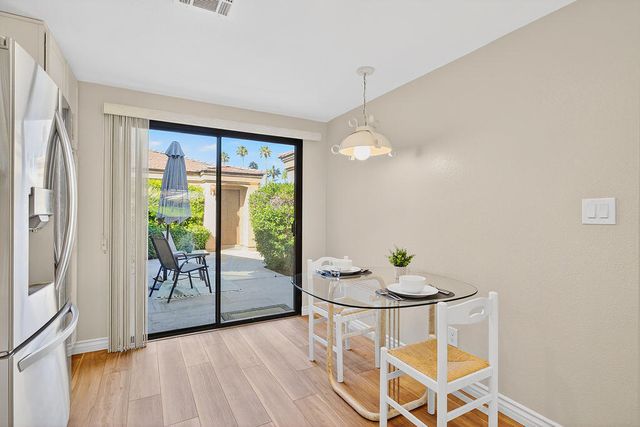 76205 Impatiens Circle, Palm Desert, CA 92211